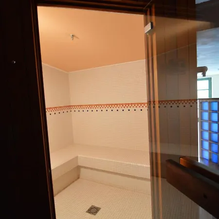 Villa Luxury Villa In Robertville With Sauna And Cinema *
